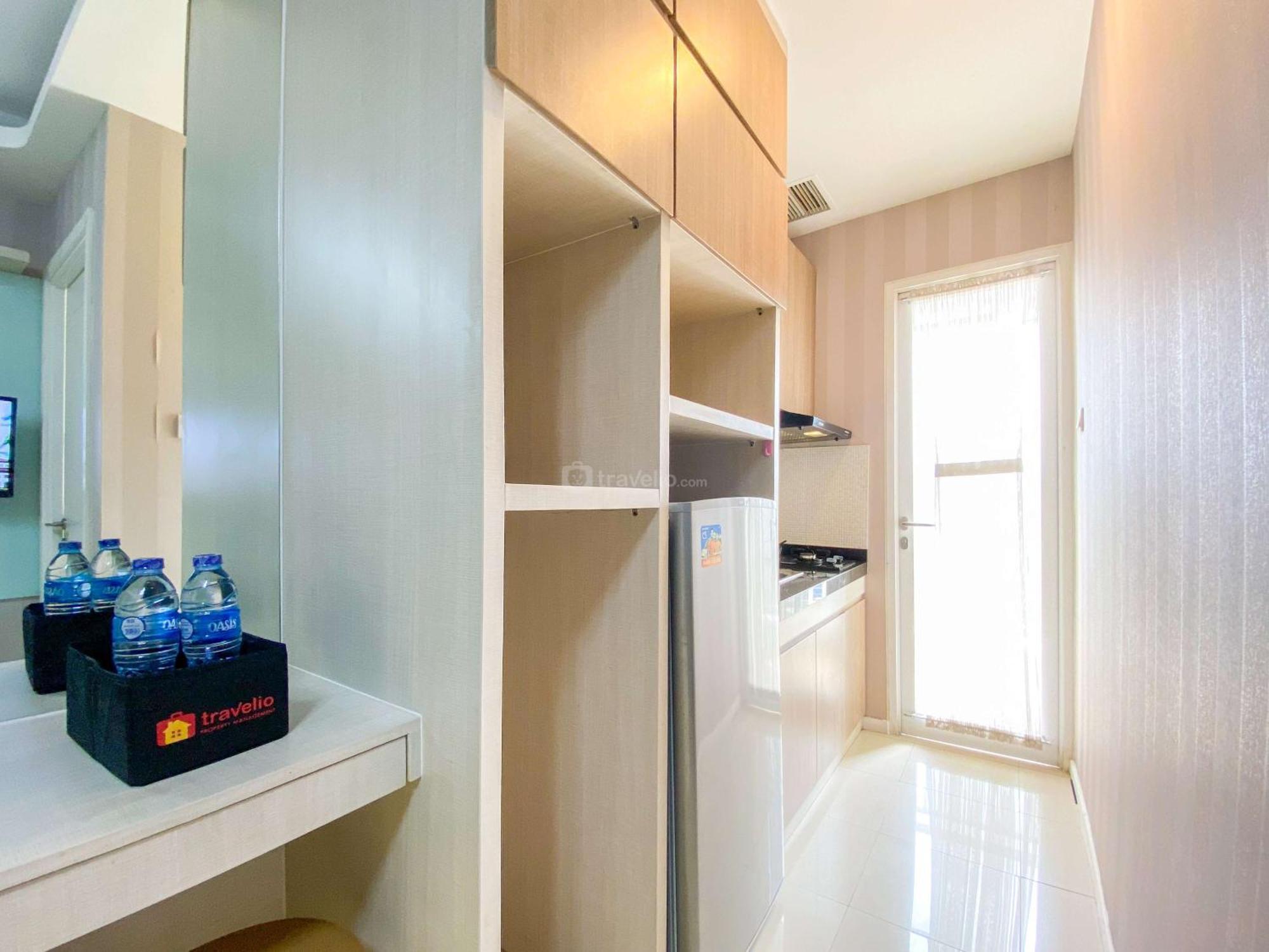 Apartemen Homey With 1br At Parahyangan By Travelio